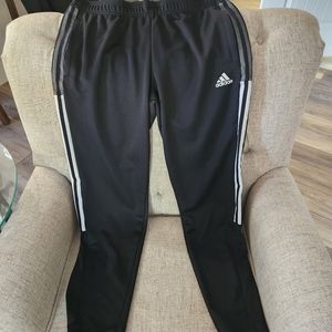 BLACK ADIDAS RUNNING PANTS